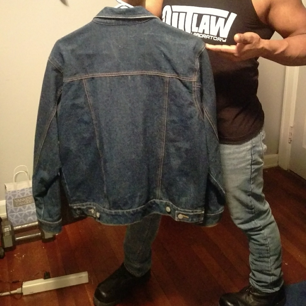 Jean jacket - Picture 2 of 3
